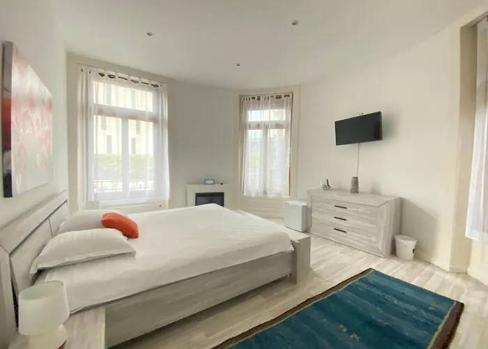 Du Nocleg ze śniadaniem *